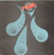 Manfred Mann's Earth Band - Nightingales & Bombers