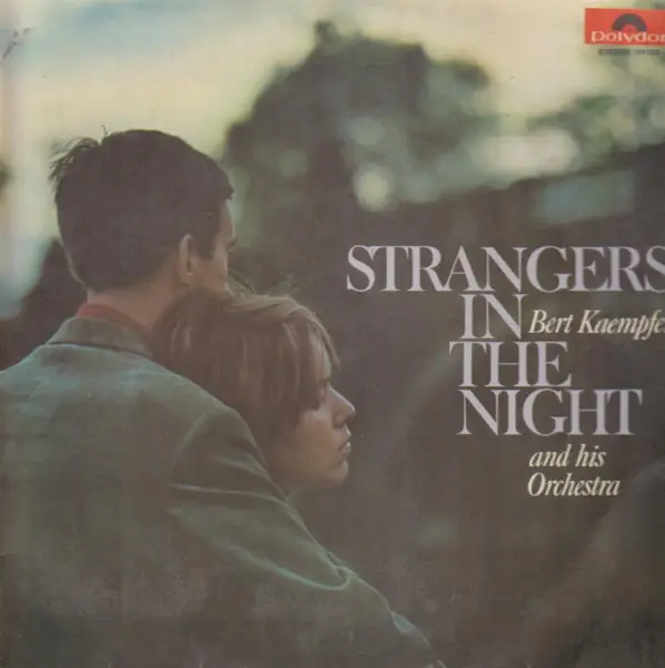 BERT KAEMPFERT AND HIS ORCHESTRA - Strangers In The Night - Disque 33T