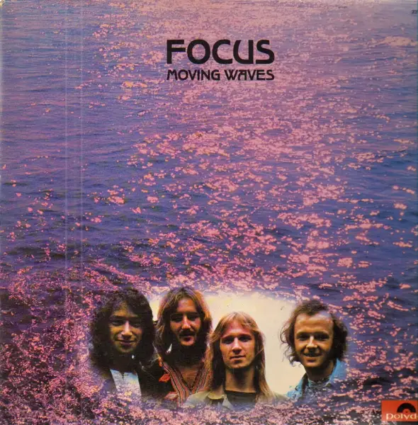Focus Moving Waves