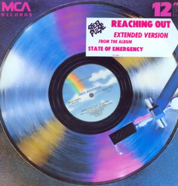 STEEL PULSE - Reaching Out - Disque Maxi x 1
