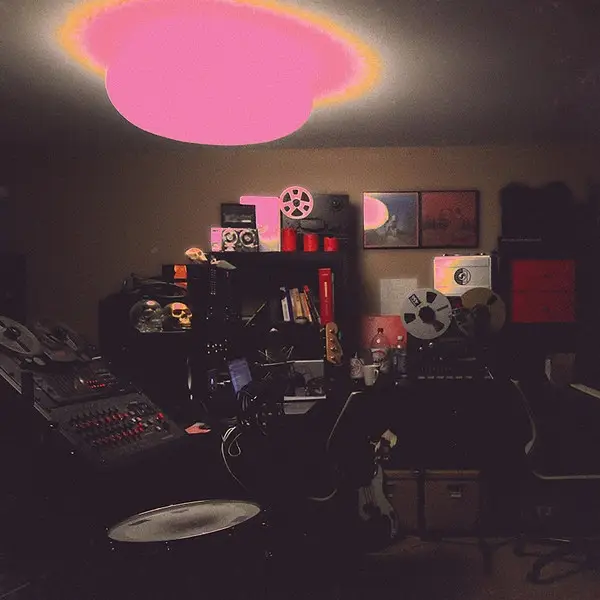 UNKNOWN MORTAL ORCHESTRA - Multi-Love (LT. ED. / PINK MARBLED VINYL / DOWNLOAD CODE) - Disque 33T