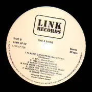 LP - 4 Skins - The Wonderful World Of The 4 Skins (The Best Of The 4 Skins)