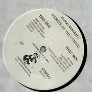 LP - 10,000 Maniacs - Secrets Of The I Ching - 1st US press on Mark Records + Insert Incl.