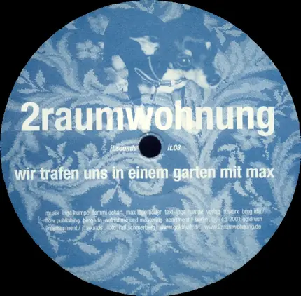 2-Raum Wohnung - Wir Trafen Uns In Einem Garten