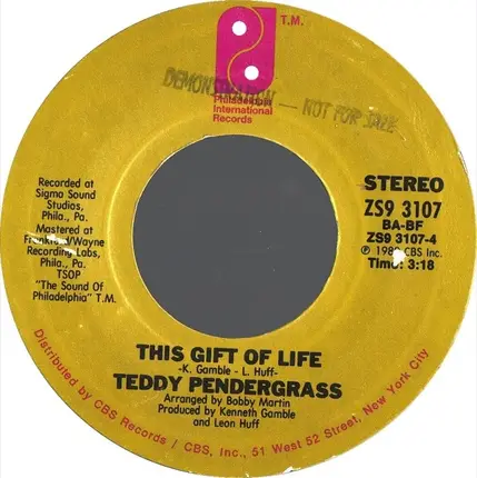 Teddy Pendergrass - Can't We Try
