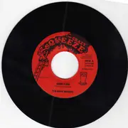 7inch Vinyl Single - The Crazy Squeeze - Gimme A Kiss
