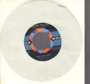 7inch Vinyl Single - The Cuff Links - Tracy / Where Do You Go?
