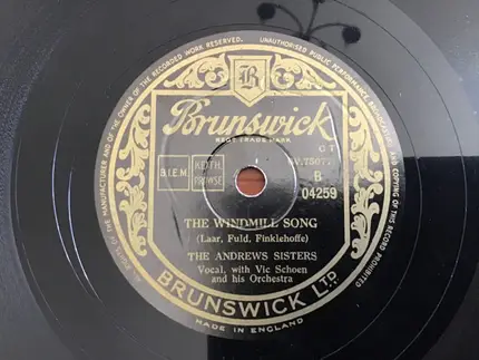 The Andrews Sisters With Gordon Jenkins And His Orchestra - The Wedding Of Lili Marlene / The Windmill Song