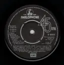 7inch Vinyl Single - The Beatles - The Beatles' Movie Medley