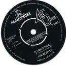 7inch Vinyl Single - The Beatles - Eleanor Rigby / Yellow Submarine