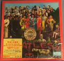 CD-Box - The Beatles - Sgt. Pepper's Lonely Hearts Club Band - Gatefold / 4 CDs + DVD + Blu-Ray