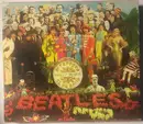 CD - The Beatles - Sgt. Pepper's Lonely Hearts Club Band - Slipcase + Booklet