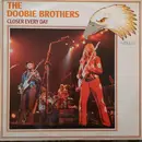 LP - The Doobie Brothers - Closer Every Day