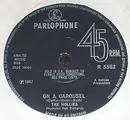 7'' - The Hollies - On A Carousel