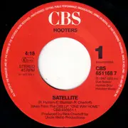 7inch Vinyl Single - The Hooters - Satellite