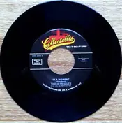 The Intrigues - In A Moment / The Language Of Love