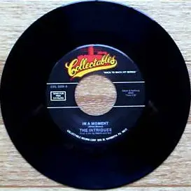 The Intrigues - In A Moment / The Language Of Love