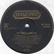 LP - The Islanders & The Waikiki 12 - Hawaiian Paradise: 16 Great Hawaiian Hits Volume 1