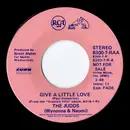 7inch Vinyl Single - The Judds - Give A Little Love
