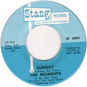 The Moments - Somebody Loves You / Sunday