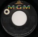 7inch Vinyl Single - The Magistrates - Here Come The Judge / Girl