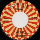 7inch Vinyl Single - The Miracles - Got A Job / I Cry