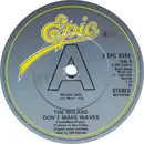 7inch Vinyl Single - The Nolans - Don't Make Waves