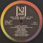 LP - The New Wine Singers - The New Wine Singers At The Chicago Opera House