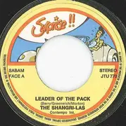 7inch Vinyl Single - The Shangri-Las - Leader Of The Pack / Remember Walking In The Sand