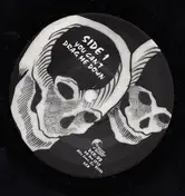 Skulls - You Can't Drag Me Down