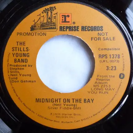 The Stills-Young Band - Midnight On The Bay