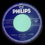 7inch Vinyl Single - The Rattles - Sticks And Stones / Johnny B. Goode