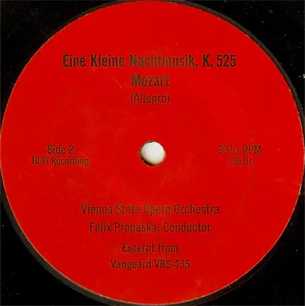The Randolph Singers / Orchester Der Wiener Staatsoper , Conductor Felix Prohaska - 1961 - A Special Christmas Music Medley / Eine Kleine Nachtmusik, K. 525