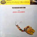 LP - The Richard Davis Trio Featuring Joe Beck & Jack DeJohnette - Song For Wounded Knee - incl insert.
