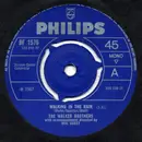 7inch Vinyl Single - The Walker Brothers - Walking In The Rain
