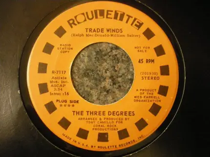 The Three Degrees - Trade Winds