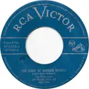 7inch Vinyl Single - The Three Suns With Rosalie Allen And Elton Britt - The Game Of Broken Hearts / Beyond The Sunset