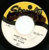 7inch Vinyl Single - The Titans - Sweet Peach / Free And Easy