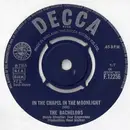 7'' - The Bachelors - In The Chapel In The Moonlight