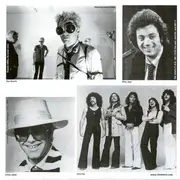 7'' - The Briefs / The Distraction - Ain't It The Truth / My Way