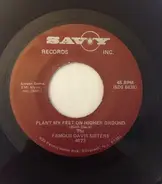 Famous Davis Sisters - Lord don't Leave Me / Plant My Feet On Higher Ground