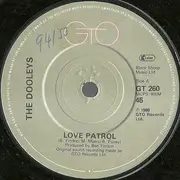 7'' - The Dooleys - Love Patrol
