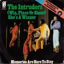 7'' - The Intruders - She's A Winner