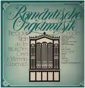 Theodor Klein an der historischen Orgel in St.Rem