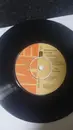 7'' - The Shadows - Don't Cry For Me Argentina