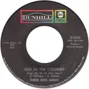7inch Vinyl Single - Three Dog Night - Out In The Country