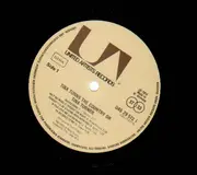 LP - Tina Turner - Tina Turns The Country On