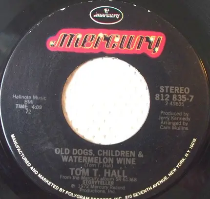 Tom T. Hall - Old Dogs, Children & Watermellon Wine