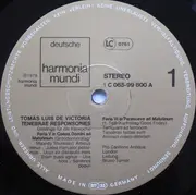 LP - Tomás Luis De Victoria , Pro Cantione Antiqua , Bruno Turner - Tenebrae Responsories = Gesänge Für Die Karwoche - Gatefold
