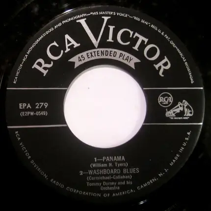 Tommy Dorsey And His Orchestra - Tommy Dorsey's Dixieland For Dancing